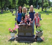 2016 05 29 SiousFalls Gravestone 011